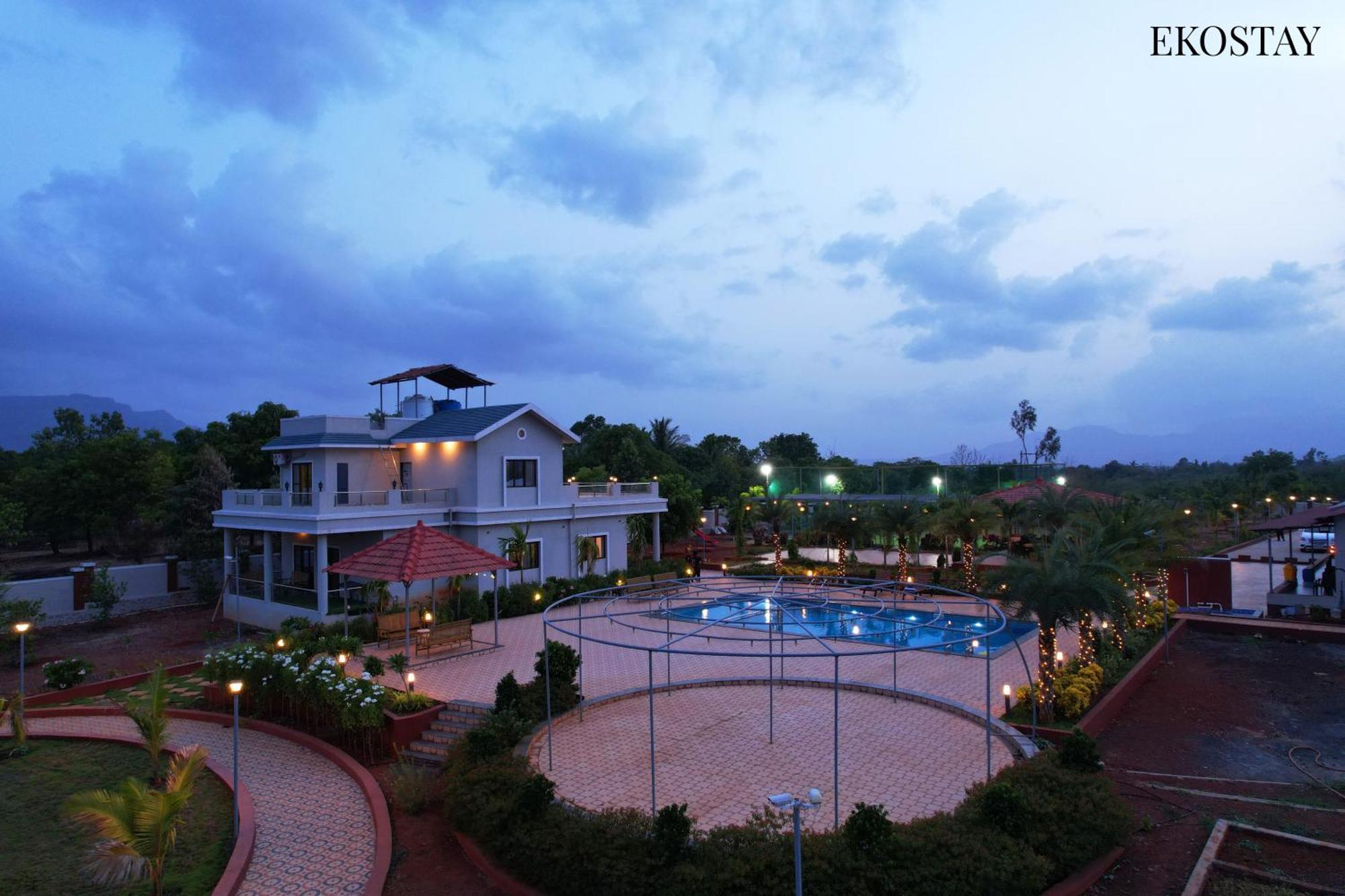 Ekostay Gold Palm Estate I Cricket Turf I Rain Dance I 2 Acre Property 卡尔贾特 外观 照片