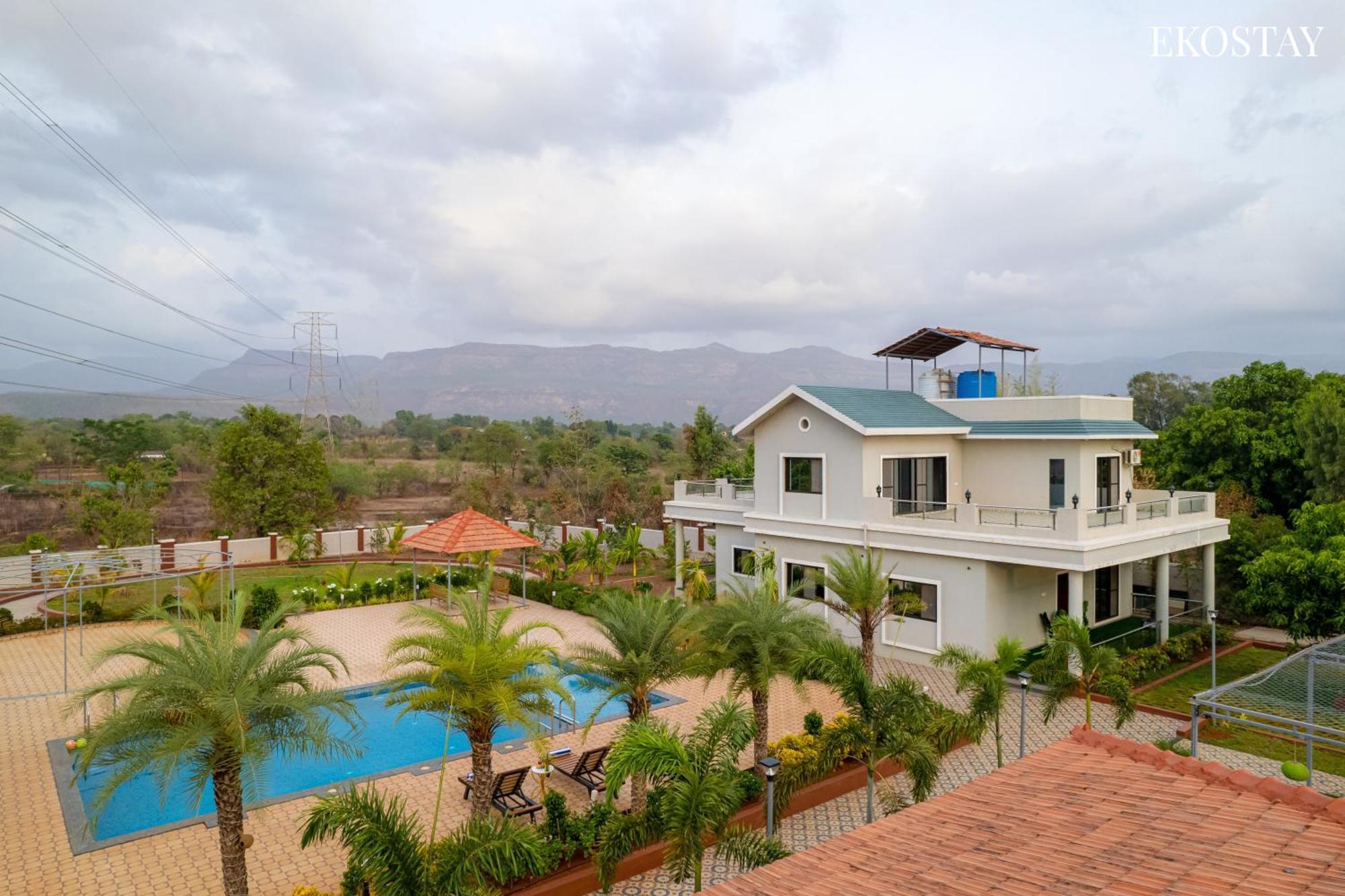 Ekostay Gold Palm Estate I Cricket Turf I Rain Dance I 2 Acre Property 卡尔贾特 外观 照片